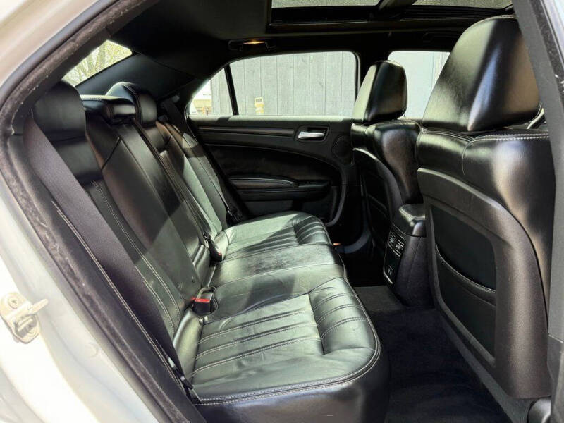 2016 Chrysler 300 S