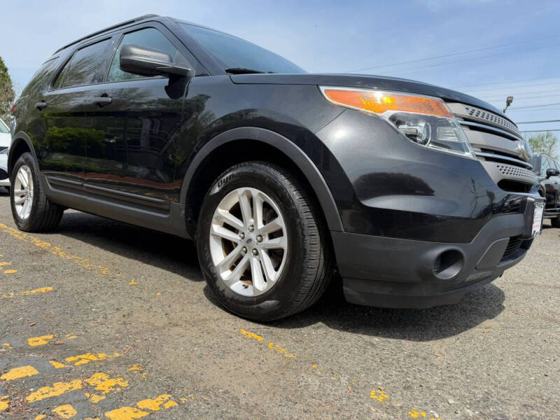 2015 Ford Explorer
