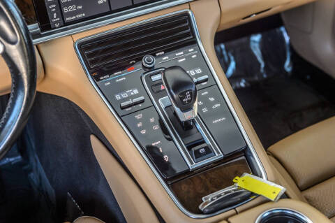 2018 Porsche Panamera