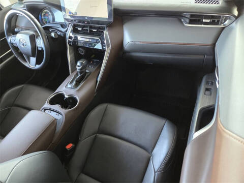 2023 Toyota Venza XLE