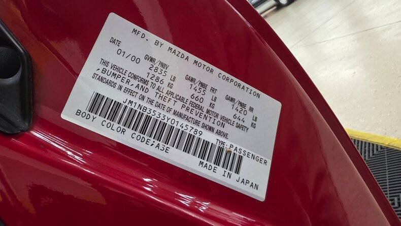 2000 Mazda MX-5 Miata