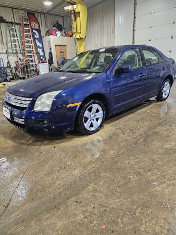 2006 Ford Fusion for sale at WESTSIDE GARAGE LLC in Keokuk IA