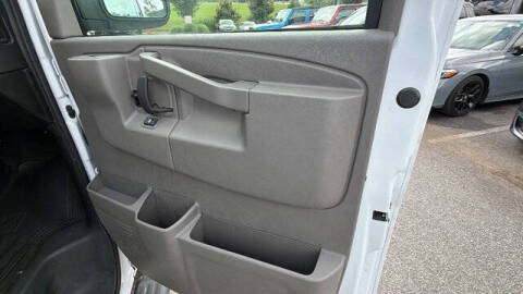 2025 GMC Savana LT 3500