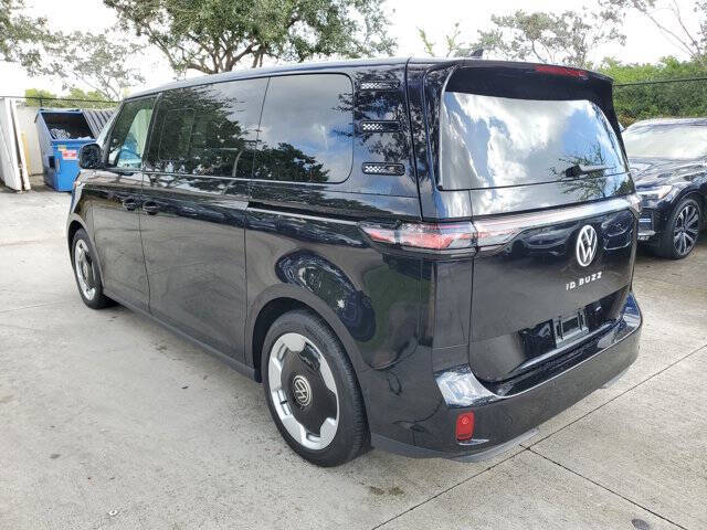 2025 Volkswagen ID. Buzz Pro S