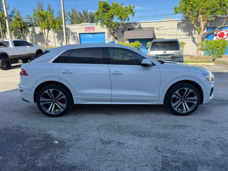 2019 Audi Q8 quattro Premium Plus 55 TFSI