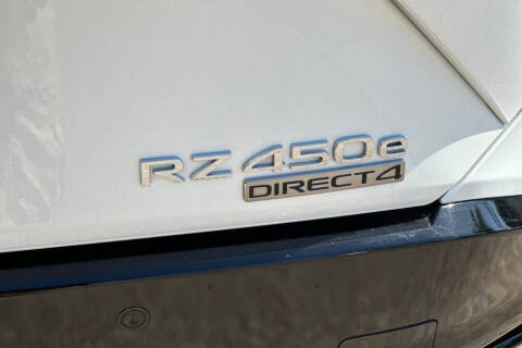 2023 Lexus RZ 450e Luxury