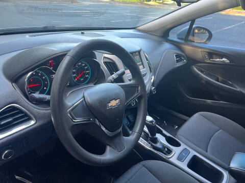 2018 Chevrolet Cruze LS Auto