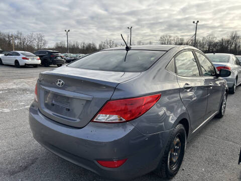 2017 Hyundai Accent SE