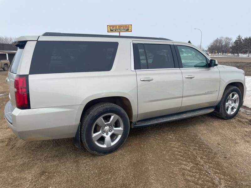 2017 Chevrolet Suburban for sale in Wagner, SD