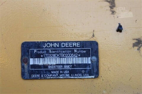 2011 John Deere 329D