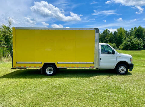 2022 Ford E-Series for sale at Poole Automotive in Laurinburg NC