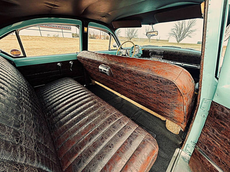 1952 Kaiser TRAVLER