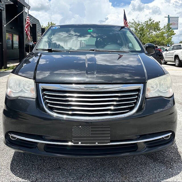 2014 Chrysler Town and Country for sale at Atlantic Car Company in Jacksonville, FL