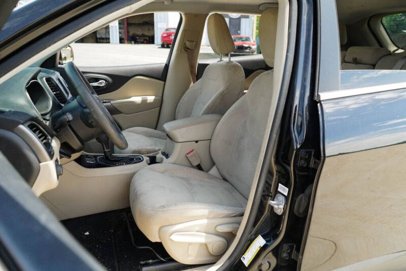 2019 Jeep Cherokee Latitude