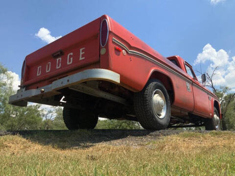 1969 Dodge D200 Pickup
