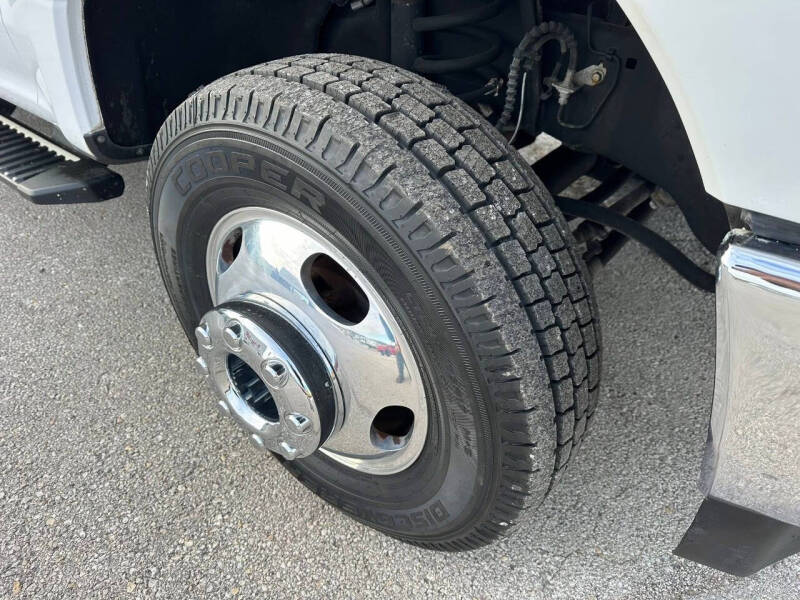 2017 Ford F-350 Super Duty XLT