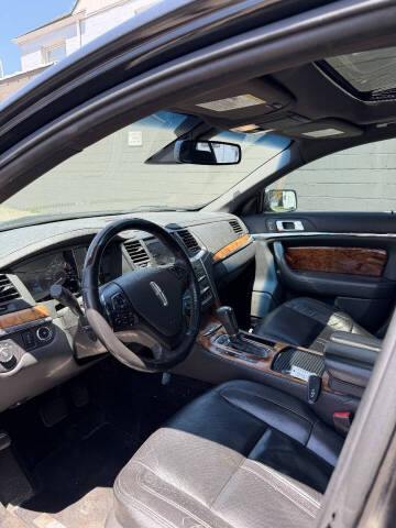 2013 Lincoln MKS