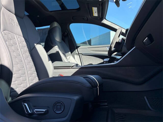 2023 Audi RS 6 Avant 4.0T quattro Avant