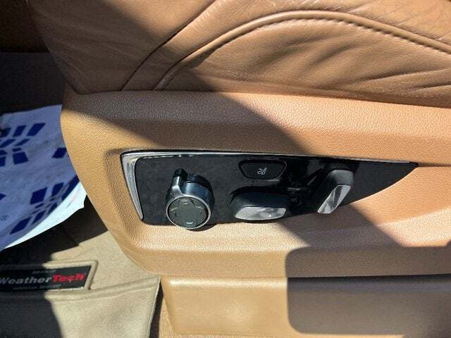 2017 Cadillac Escalade ESV 45