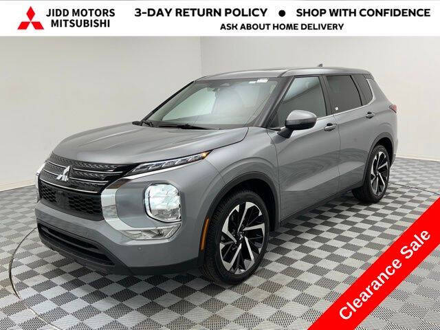 2024 Mitsubishi Outlander SE