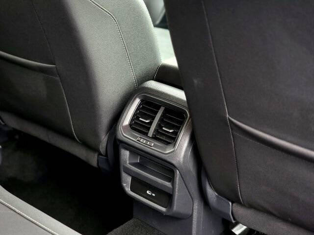 2024 Volkswagen Taos SE 4Motion