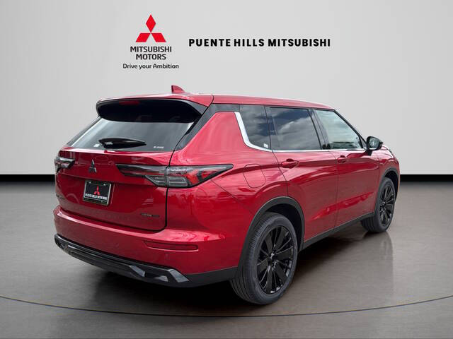 2026 Mitsubishi Outlander LE