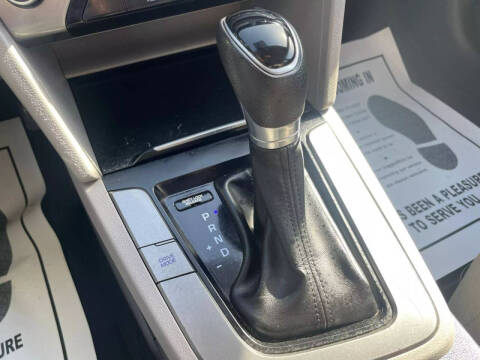 2018 Hyundai Elantra