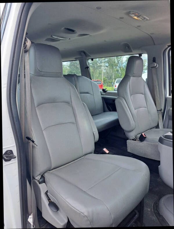 2013 Ford E-Series