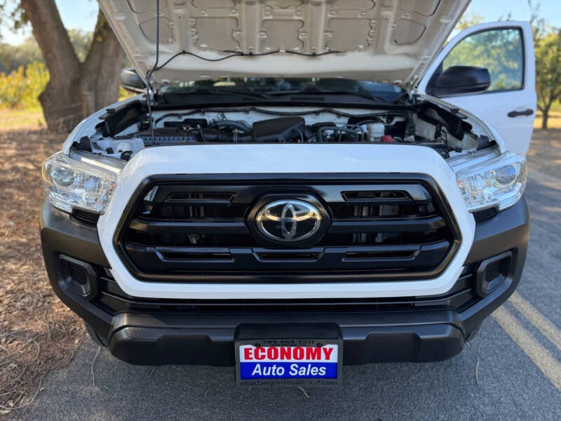 2019 Toyota Tacoma SR
