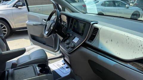 2016 Toyota Sienna