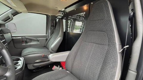 2024 GMC Savana 2500
