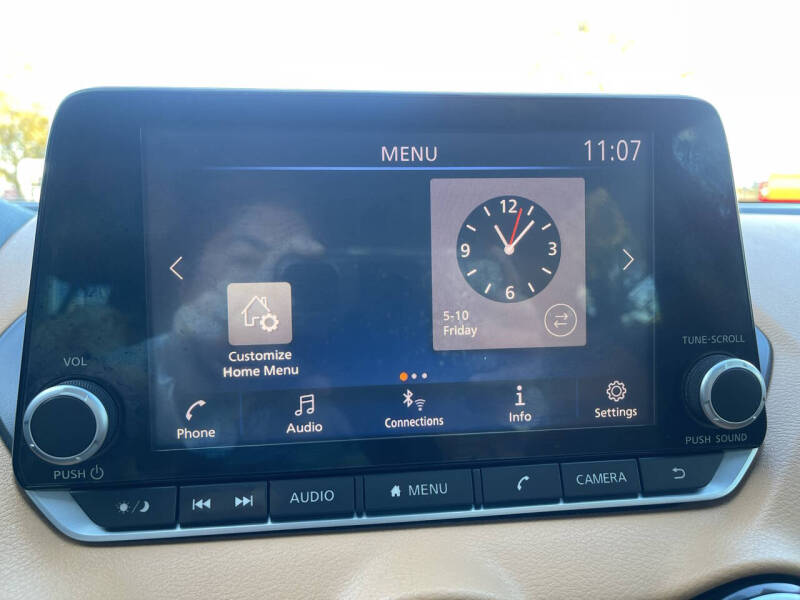 2020 Nissan Sentra SV