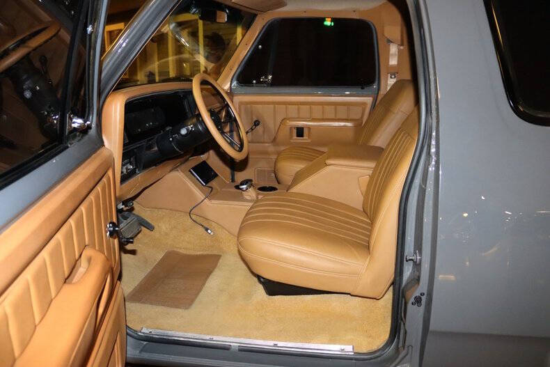 1988 Dodge Ramcharger 100