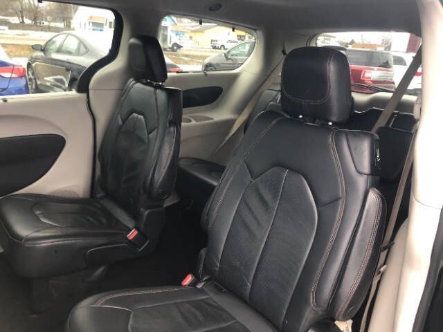 2018 Chrysler Pacifica Touring L