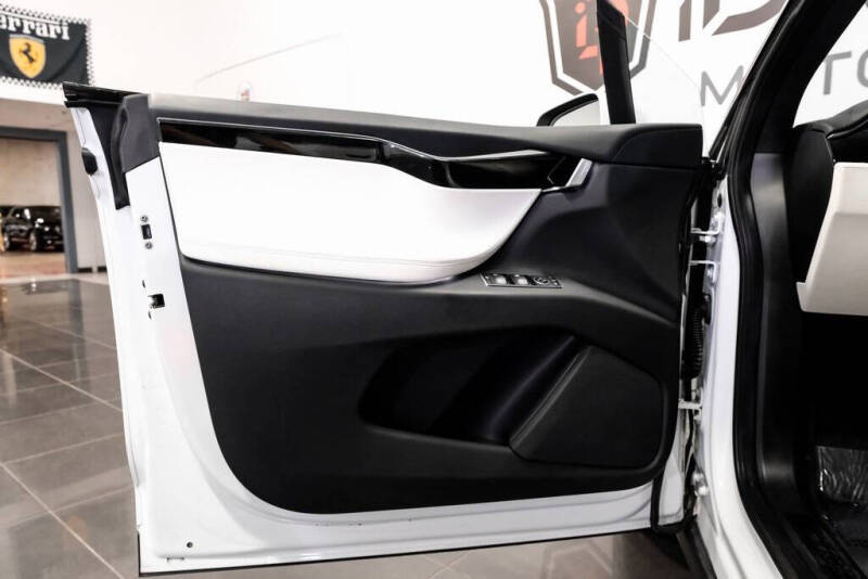 2020 Tesla Model X Long Range