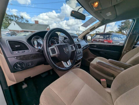 2015 Dodge Grand Caravan SE