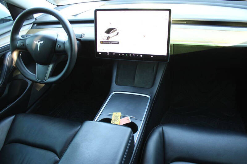 2021 Tesla Model 3 Standard Range Plus