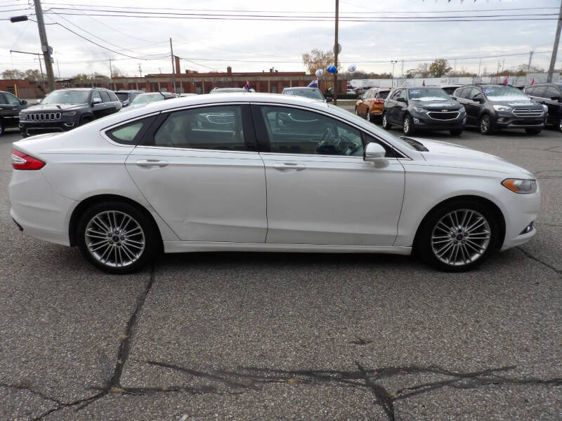 2015 Ford Fusion SE