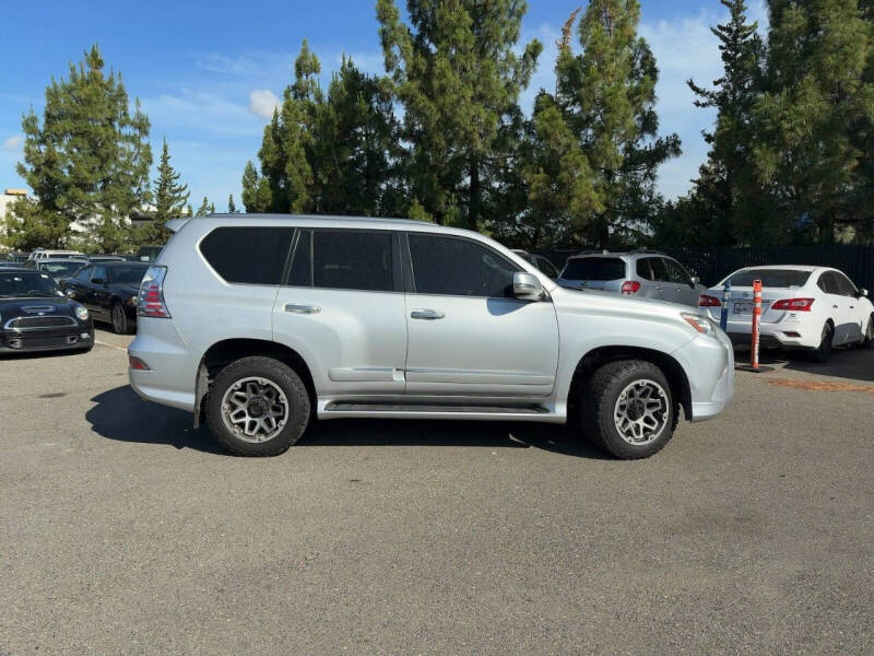 2017 Lexus GX 460