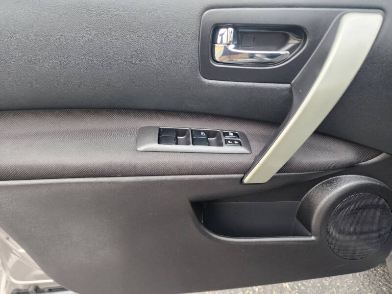 2014 Nissan Rogue Select S