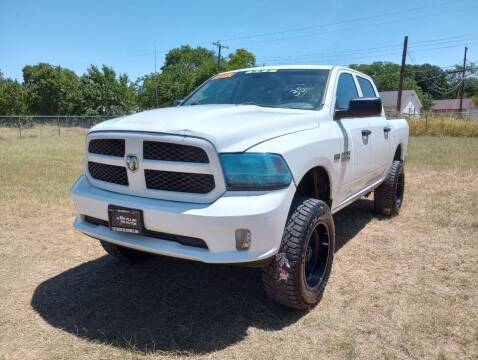 2013 RAM Ram Pickup 1500 for sale at LA PULGA DE AUTOS in Dallas TX