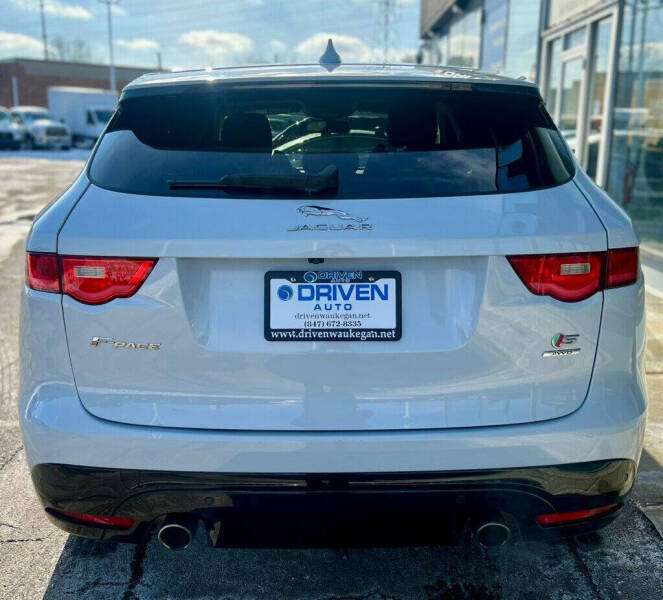 2017 Jaguar F-PACE S