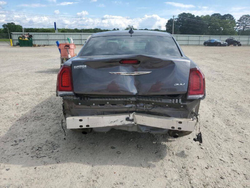 2019 Chrysler 300 Touring
