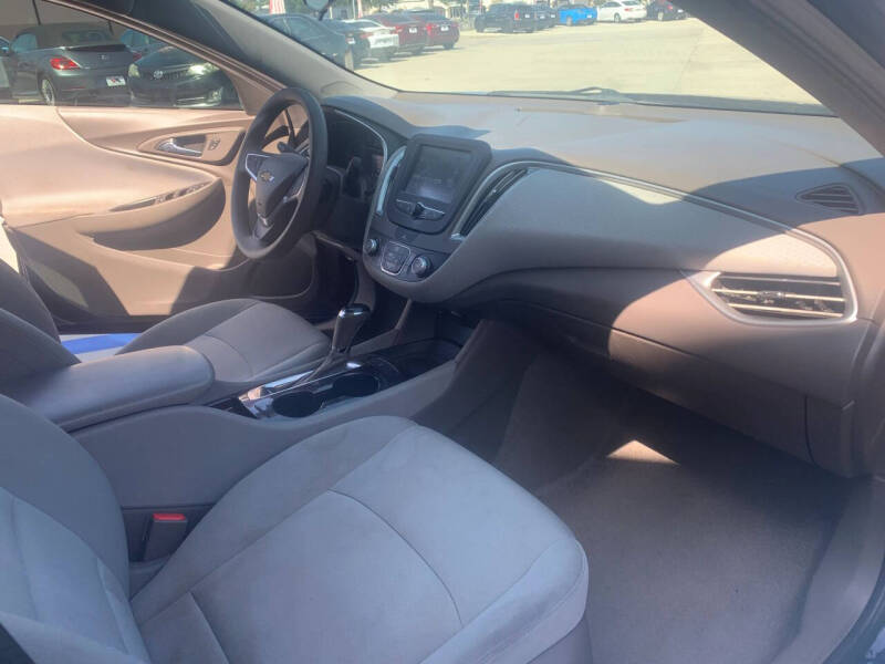 2018 Chevrolet Malibu LS