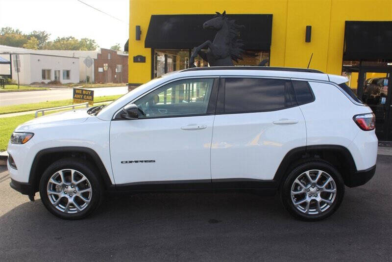 2022 Jeep Compass Latitude Lux