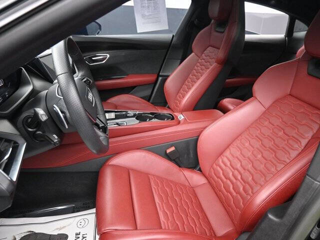 2023 Audi e-tron GT quattro Premium Plus