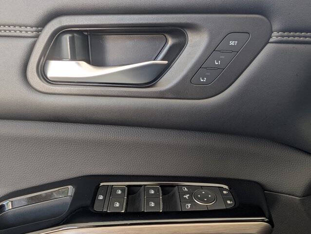 2024 Nissan Pathfinder Platinum