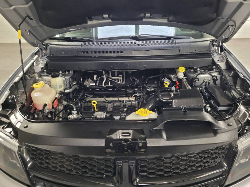 2020 Dodge Journey Crossroad