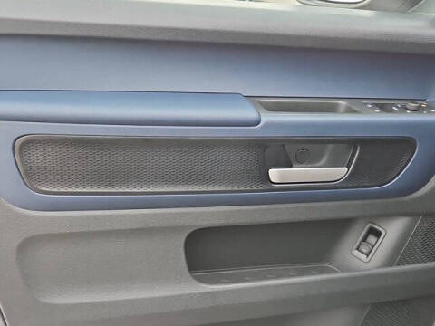 2025 Volkswagen ID. Buzz Pro S Plus