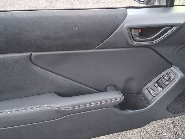 2025 Toyota GR86 Premium